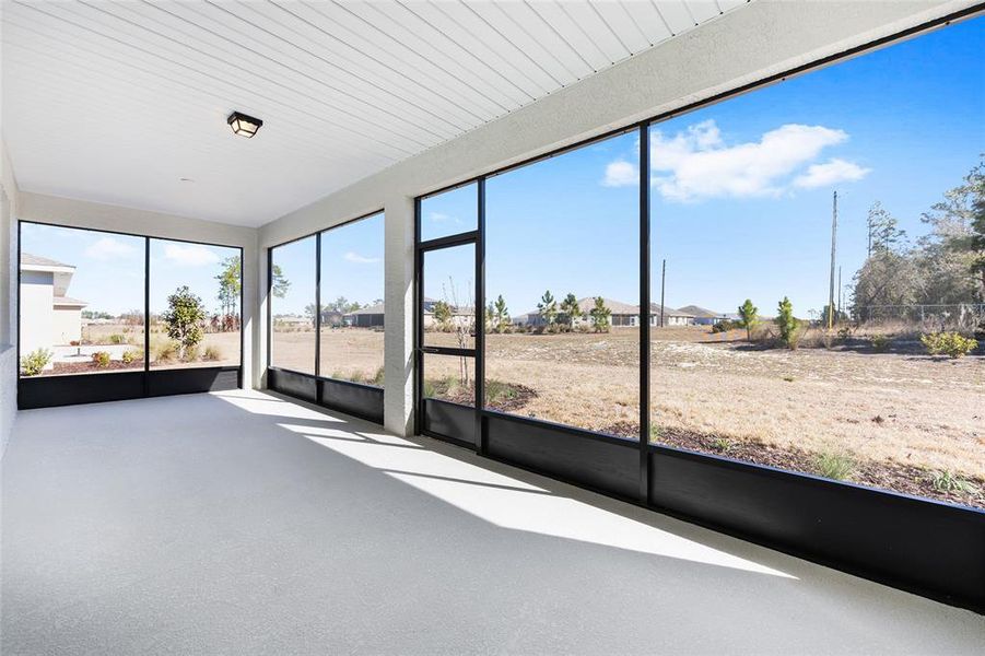 Exterior details and patio area of a home in , Ocala (Image 22).
