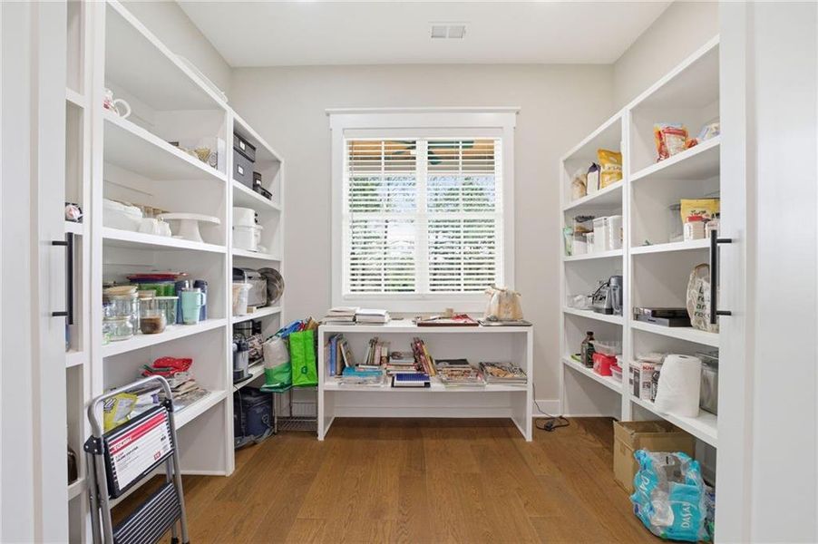 Furnished interior view inside a new home in , Jasper (Image 12).