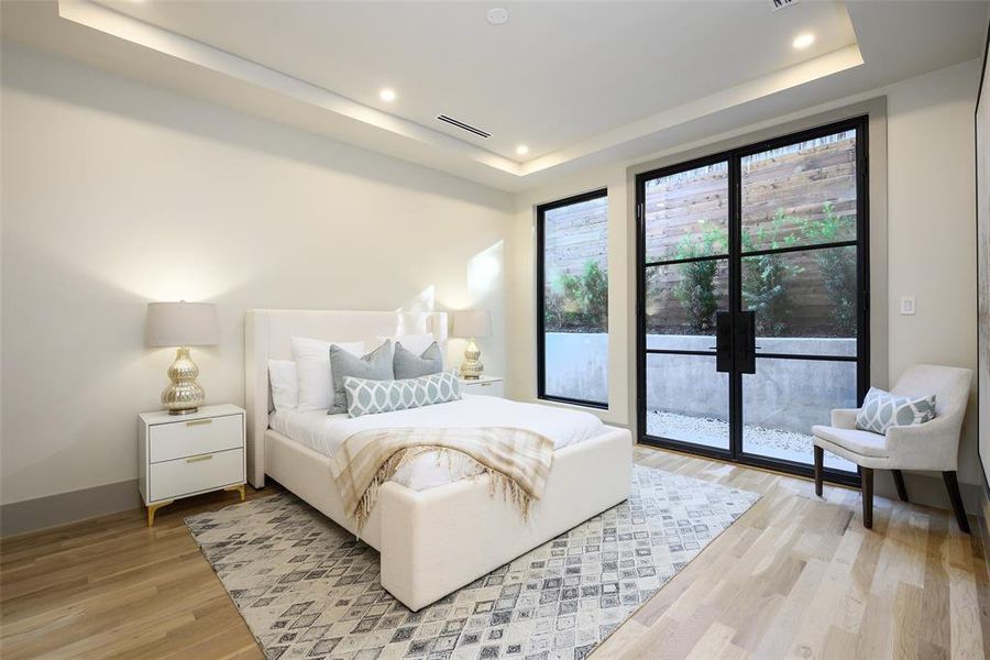 Furnished interior view inside a new home in , Dallas (Image 27). Furnished interior view inside a new home in , Dallas (Image 27).