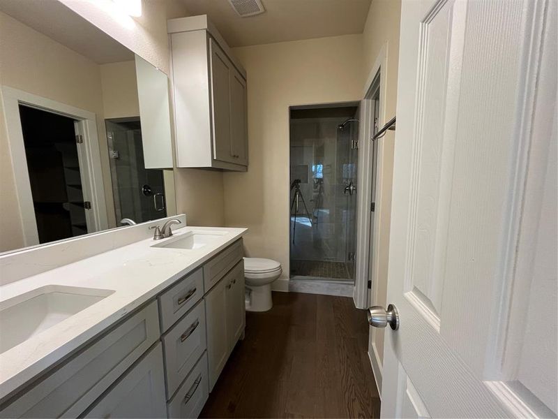 Furnished interior view inside a new home in , Greenville (Image 8).