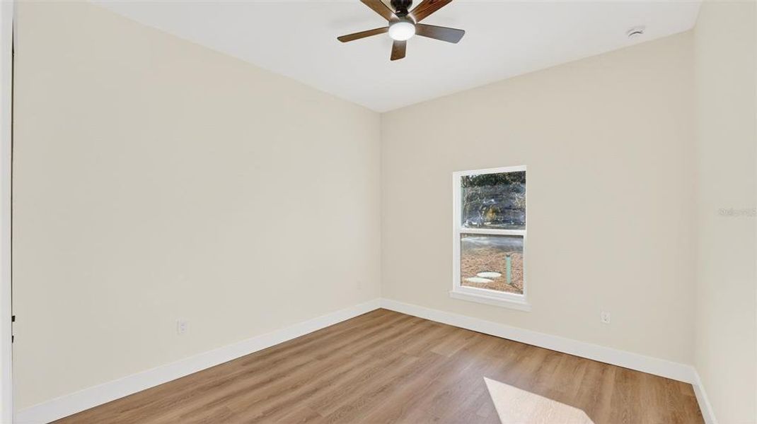 Spacious, unfurnished interior of a new home in , Debary (Image 31).