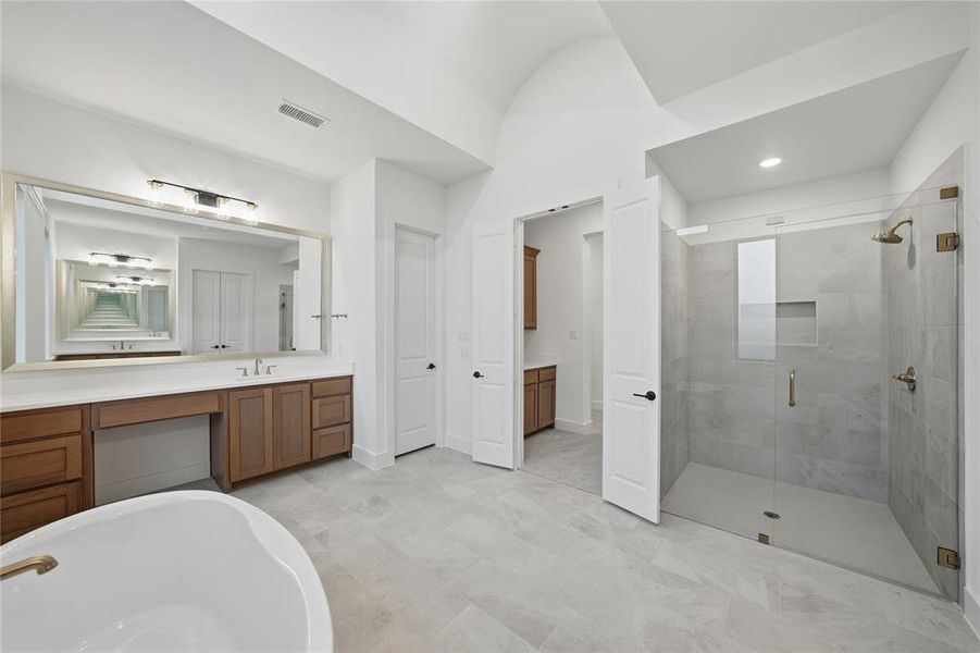 Furnished interior view inside a new home in Light Farms Graham/Reagan, Celina (Image 12).