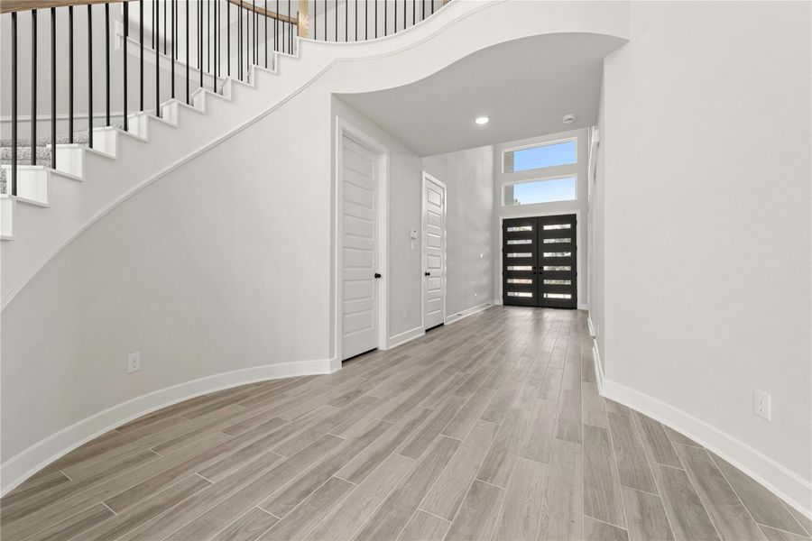 Spacious, unfurnished interior of a new home in The Woodlands Hills – 55', Willis (Image 15).