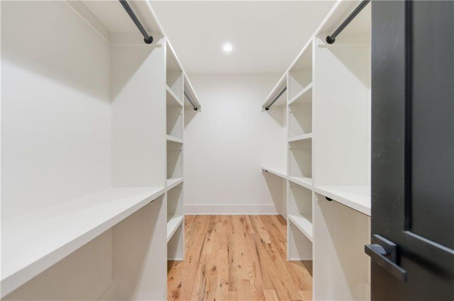 Spacious, unfurnished interior of a new home in , Atlanta (Image 37). Spacious, unfurnished interior of a new home in , Atlanta (Image 37).