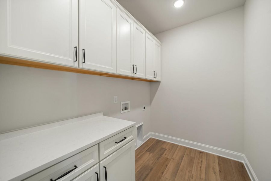 Image 42 of a home in Grove Park.