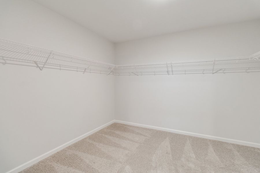 Spacious, unfurnished interior of a new home in Ellington, Elgin (Image 33).