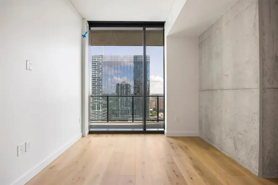 Spacious, unfurnished interior of a new home in , Austin (Image 17).