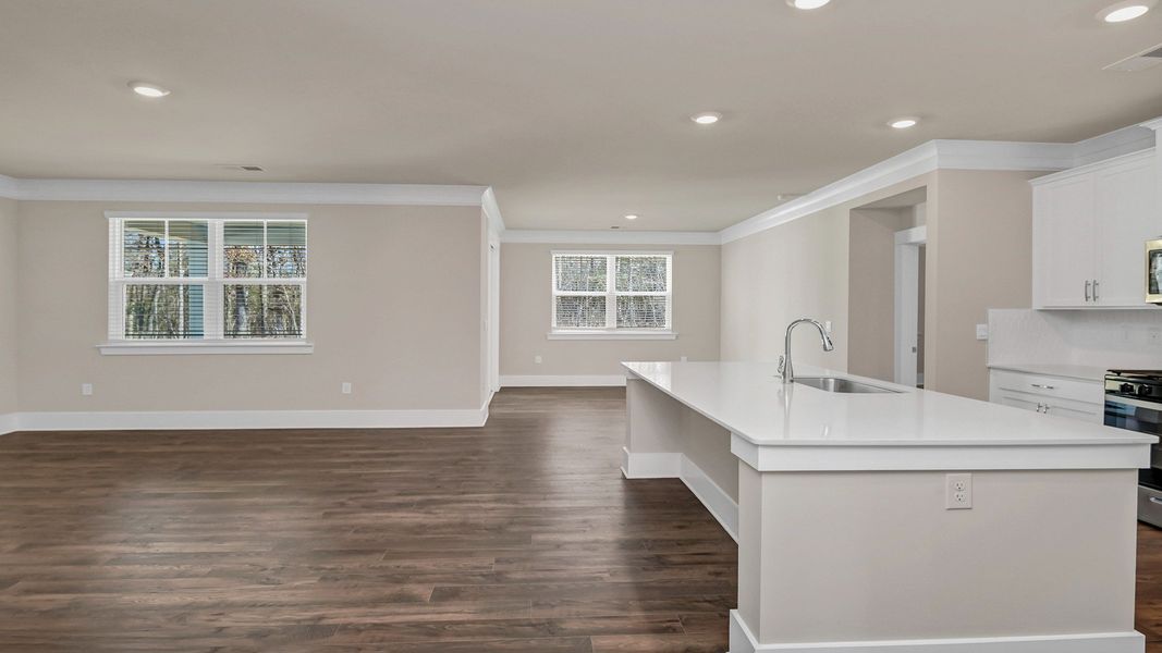 Image 35 of a home in Cross Creek.