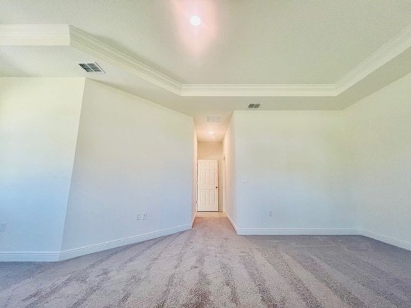 Spacious, unfurnished interior of a new home in Lakes At St Sebastian, Micco (Image 19).