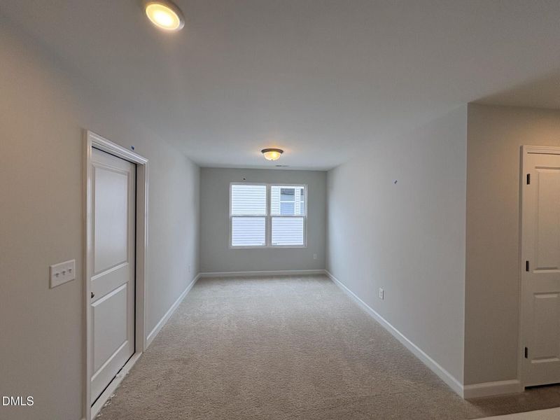 Spacious, unfurnished interior of a new home in Woodland Crossing, Zebulon (Image 16).