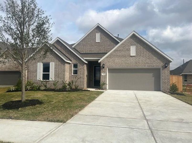 *Pictures are for representation. Not actual home* *Pictures are for representation. Not actual home*