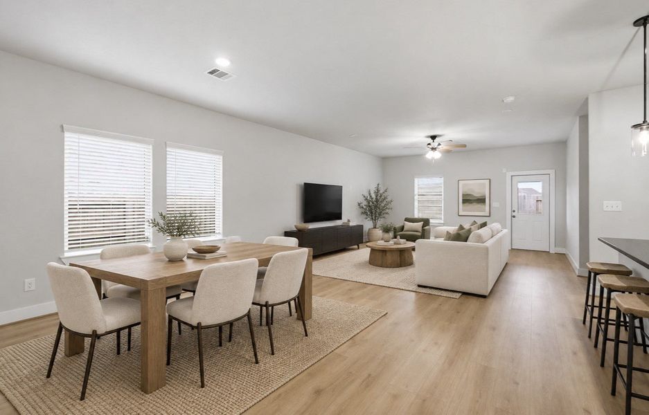 Furnished interior view inside a new home in Massey Oaks, Pearland (Image 11). Furnished interior view inside a new home in Massey Oaks, Pearland (Image 11).