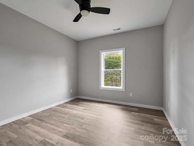 Spacious, unfurnished interior of a new home in , Weaverville (Image 9).