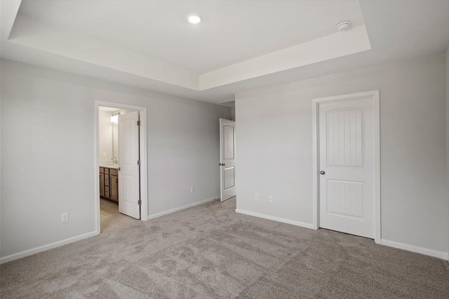 Spacious, unfurnished interior of a new home in Sweetbrier, Durham (Image 24).