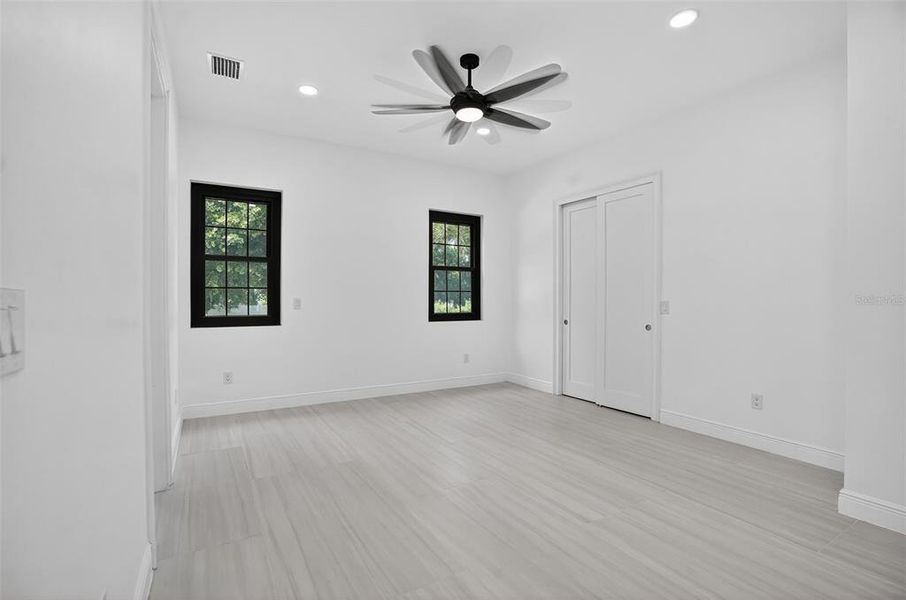 Spacious, unfurnished interior of a new home in , Wesley Chapel (Image 32). Spacious, unfurnished interior of a new home in , Wesley Chapel (Image 32).