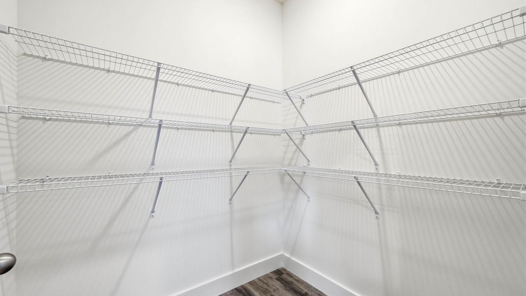 Spacious, unfurnished interior of a new home in Fieldcrest Acres, Blountville (Image 29).