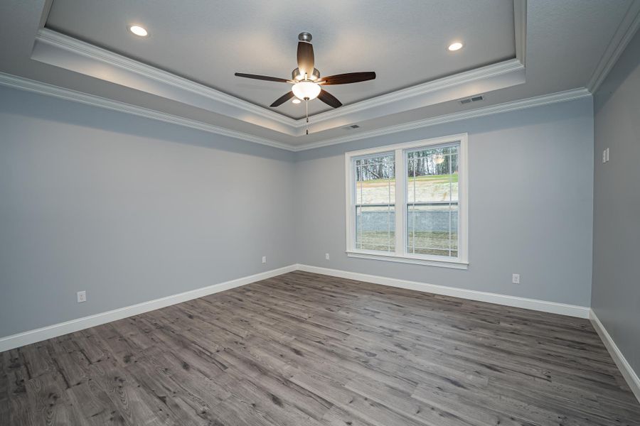 Representative unfurnished interior of a home built from the Roosevelt Elite by Enchanted Homes in Pointe Summit, Slater-Marietta (Image 42).
