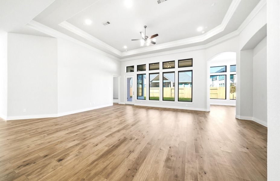 Spacious, unfurnished interior of a new home in Artavia 70′, Conroe (Image 48).