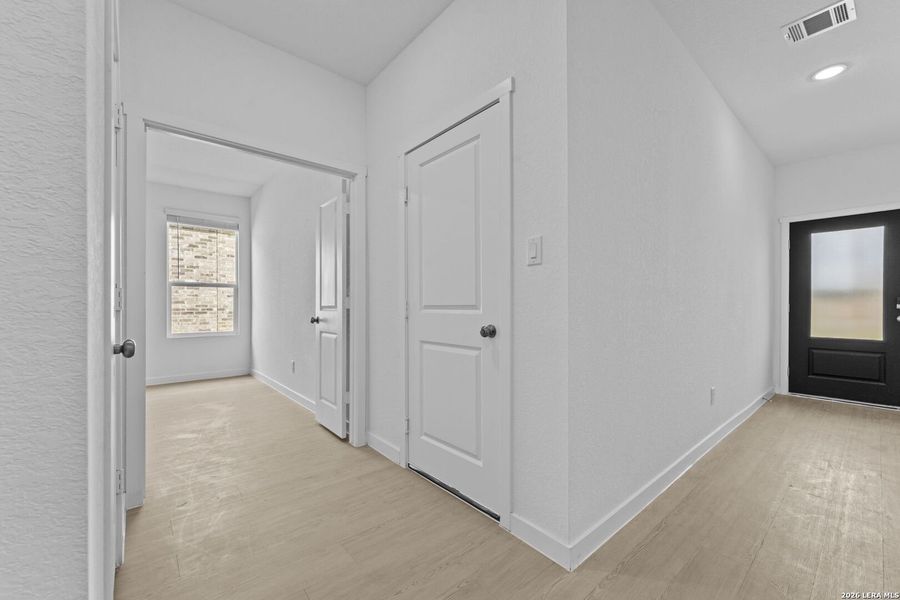 Spacious, unfurnished interior of a new home in Grace Valley, Marion (Image 19).