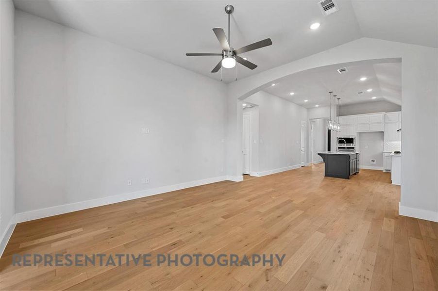 Spacious, unfurnished interior of a new home in The Parks at Wilson Creek, Celina (Image 16).