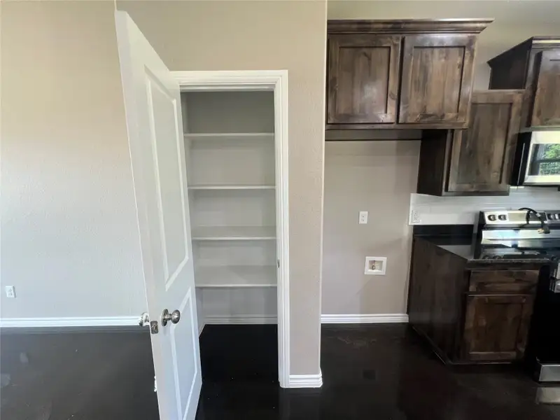 Furnished interior view inside a new home in , Lampasas (Image 8).