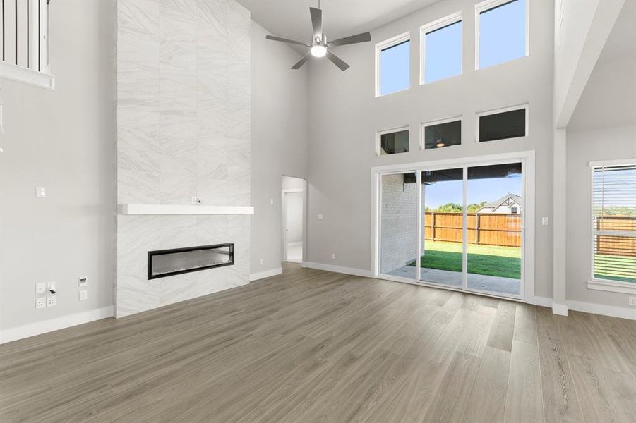 06. 1232 Unity - Family