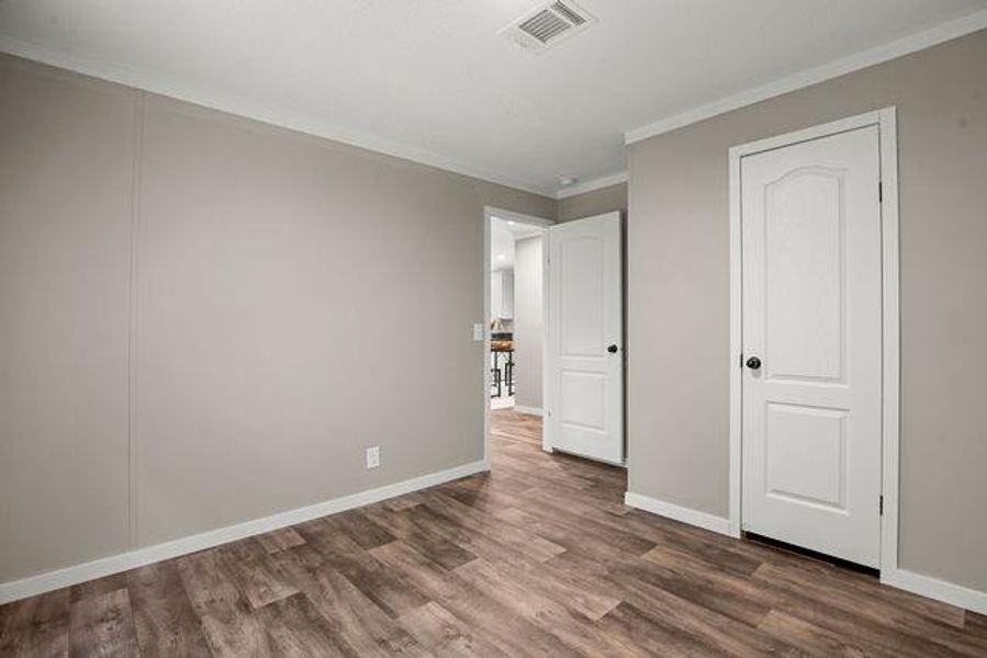 Spacious, unfurnished interior of a new home in , Clarkesville (Image 20).