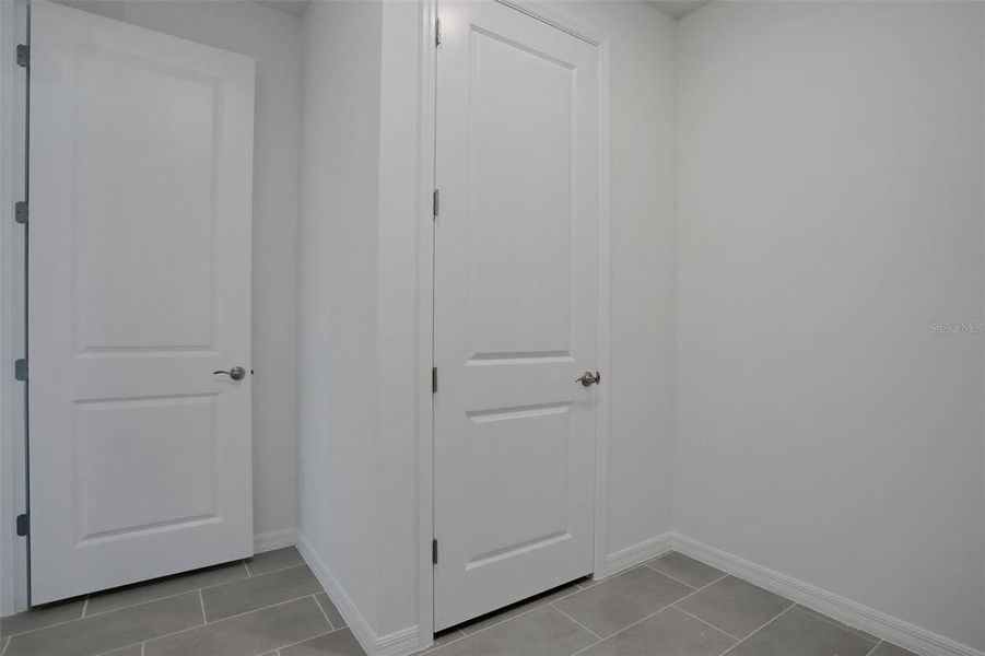 Spacious, unfurnished interior of a new home in Turnleaf, Punta Gorda (Image 12).