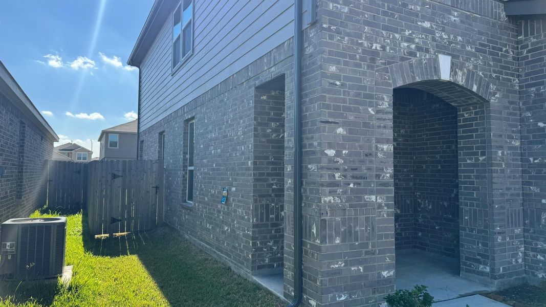 Exterior details and patio area of a home in , Houston (Image 12).