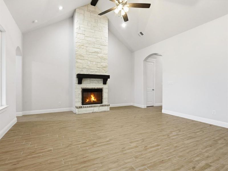 Spacious, unfurnished interior of a new home in , Godley (Image 28). Spacious, unfurnished interior of a new home in , Godley (Image 28).