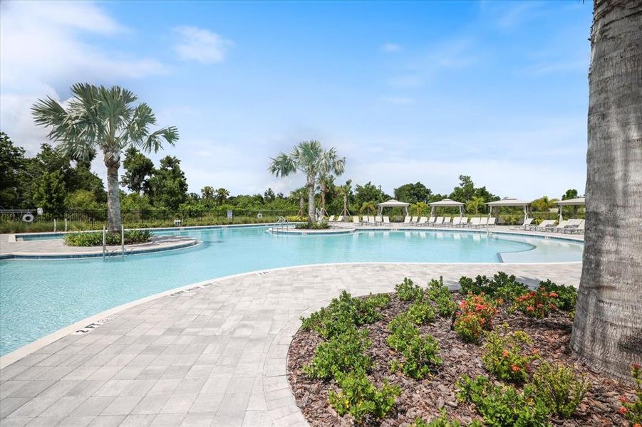Community amenities in , Palmetto (Image 50).