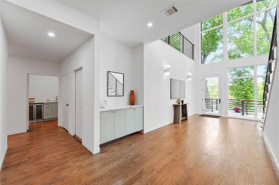 Spacious, unfurnished interior of a new home in , Dallas (Image 19). Spacious, unfurnished interior of a new home in , Dallas (Image 19).