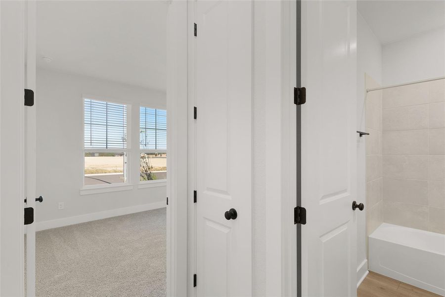 **PHOTO REPRESENTATIVE OF FLOORPLAN ONLY** **PHOTO REPRESENTATIVE OF FLOORPLAN ONLY**