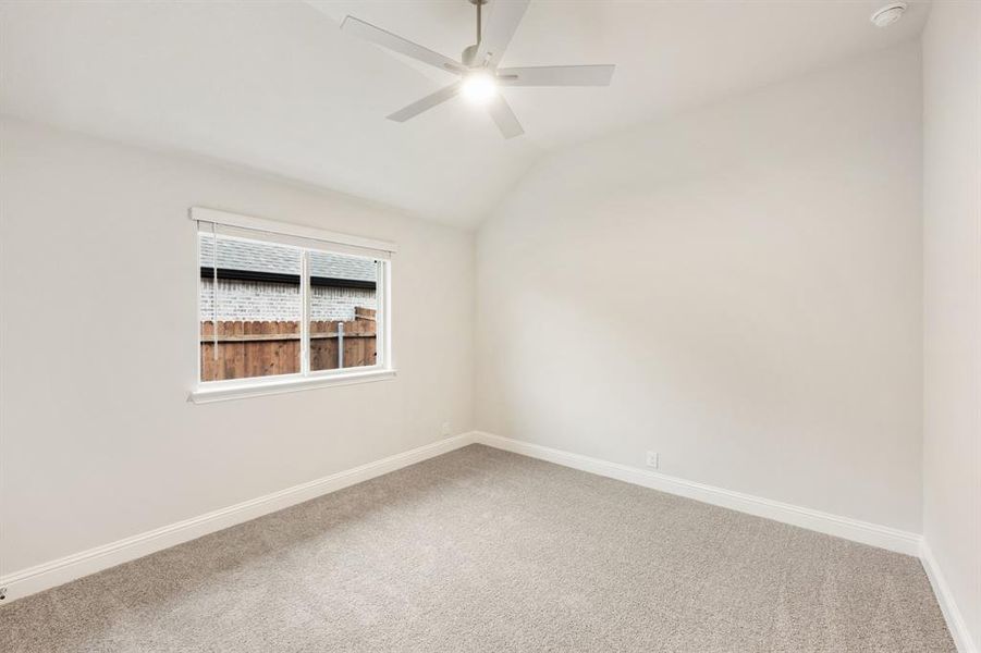 Spacious, unfurnished interior of a new home in Ridgepoint, Midlothian (Image 27).