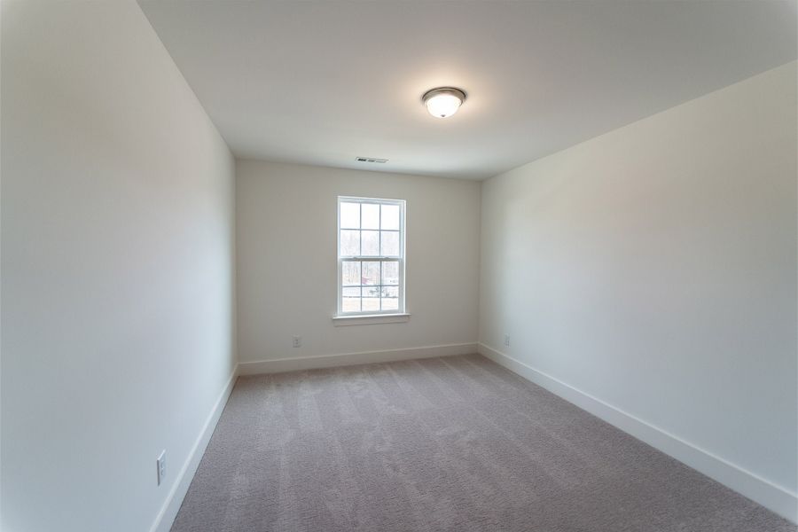 Spacious, unfurnished interior of a new home in Brush Creek, Fairview (Image 53).