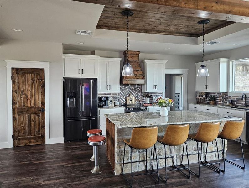 Example Photos of Another Home Previously Built by L&L Builders