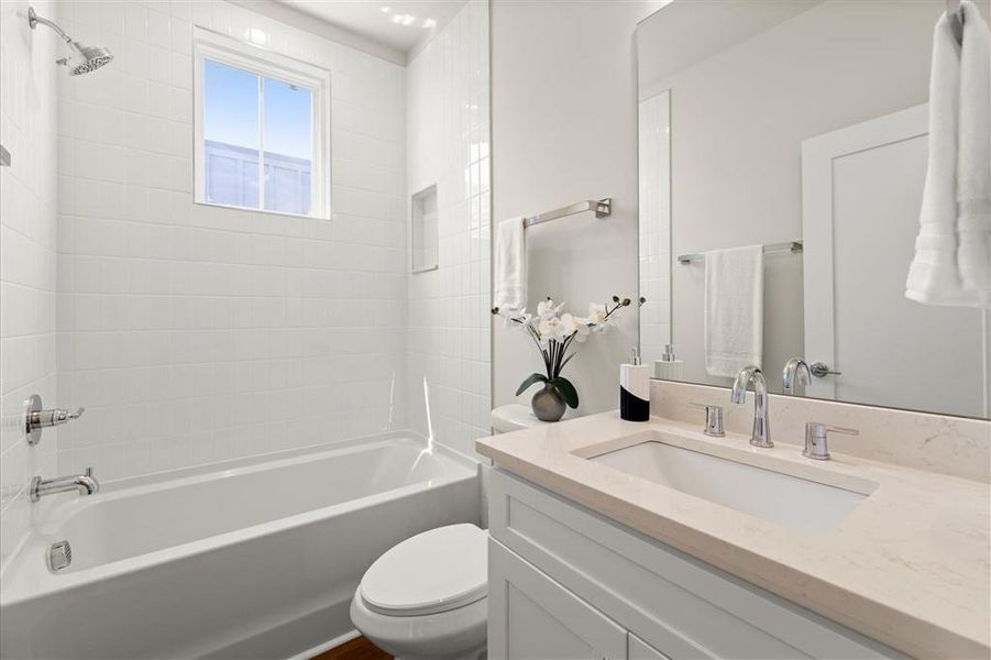 Furnished interior view inside a new home in , Atlanta (Image 40). Furnished interior view inside a new home in , Atlanta (Image 40).