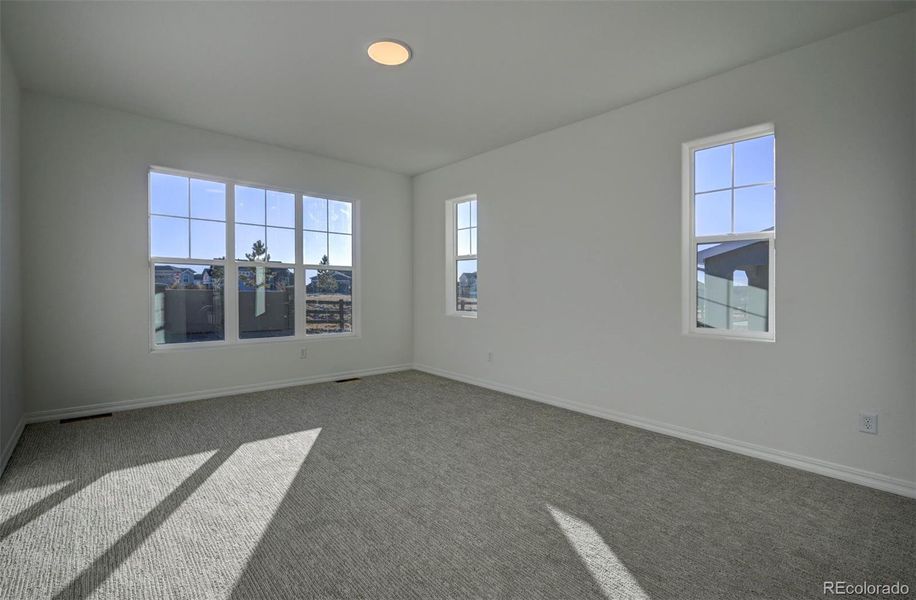 Spacious, unfurnished interior of a new home in , Colorado Springs (Image 15).