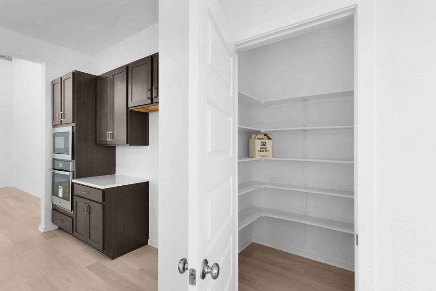 Furnished interior view inside a new home in Highland Village, Georgetown (Image 8).