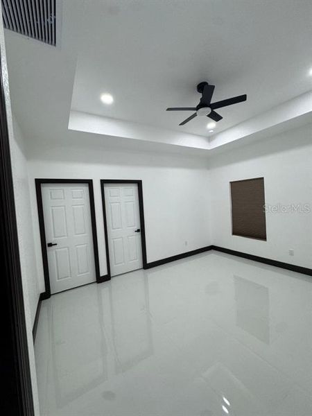 Spacious, unfurnished interior of a new home in , Belleview (Image 14).