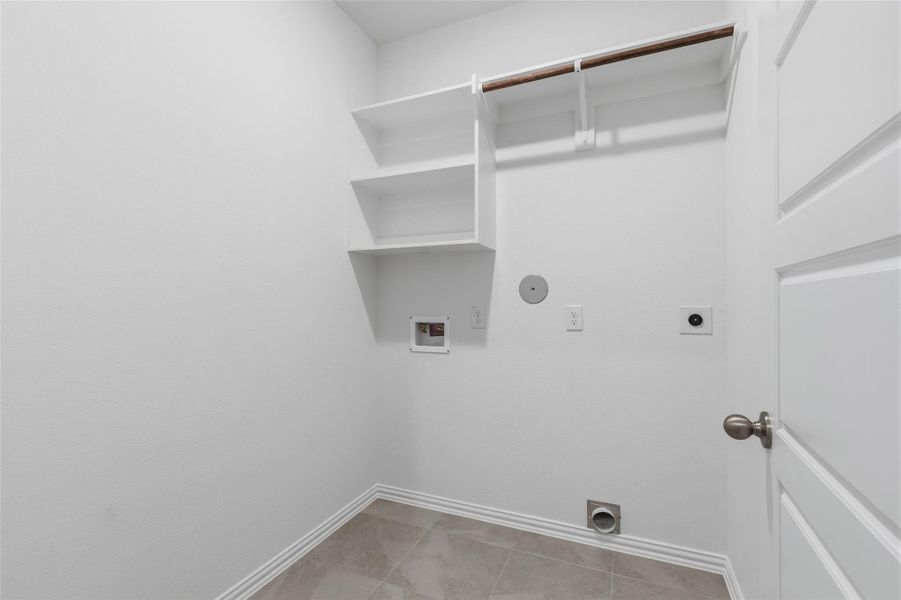 Spacious, unfurnished interior of a new home in Cypress Green, Hockley (Image 17). Spacious, unfurnished interior of a new home in Cypress Green, Hockley (Image 17).