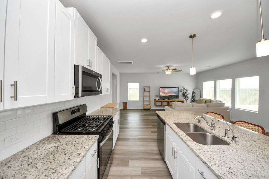 Furnished interior view inside a new home in Montgomery Oaks - Premier, Conroe (Image 10). Furnished interior view inside a new home in Montgomery Oaks - Premier, Conroe (Image 10).