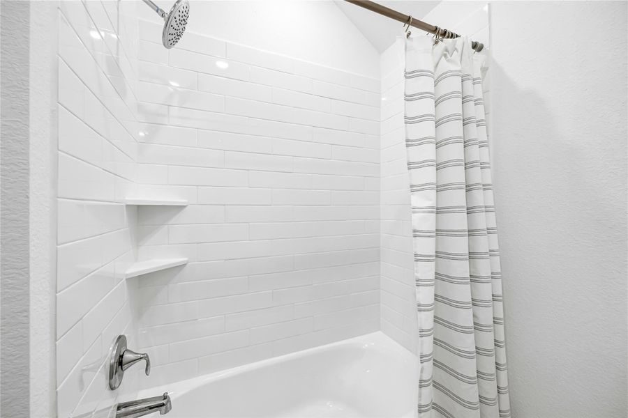 Close-up of interior finishes inside a home in Lago Mar, Texas City (Image 22).