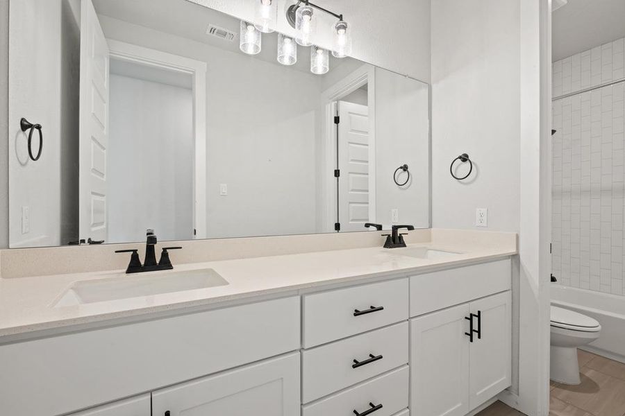 Furnished interior view inside a new home in Arbor Collection At Park Central, Georgetown (Image 4).