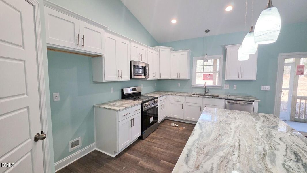 20260213_151106 (Medium) 20260213_151106 (Medium)