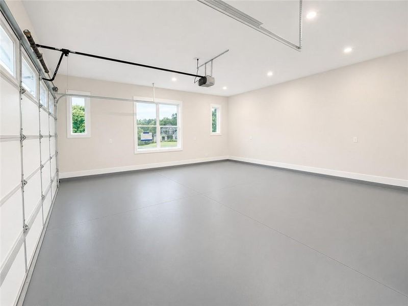 Spacious, unfurnished interior of a new home in , Marietta (Image 34).