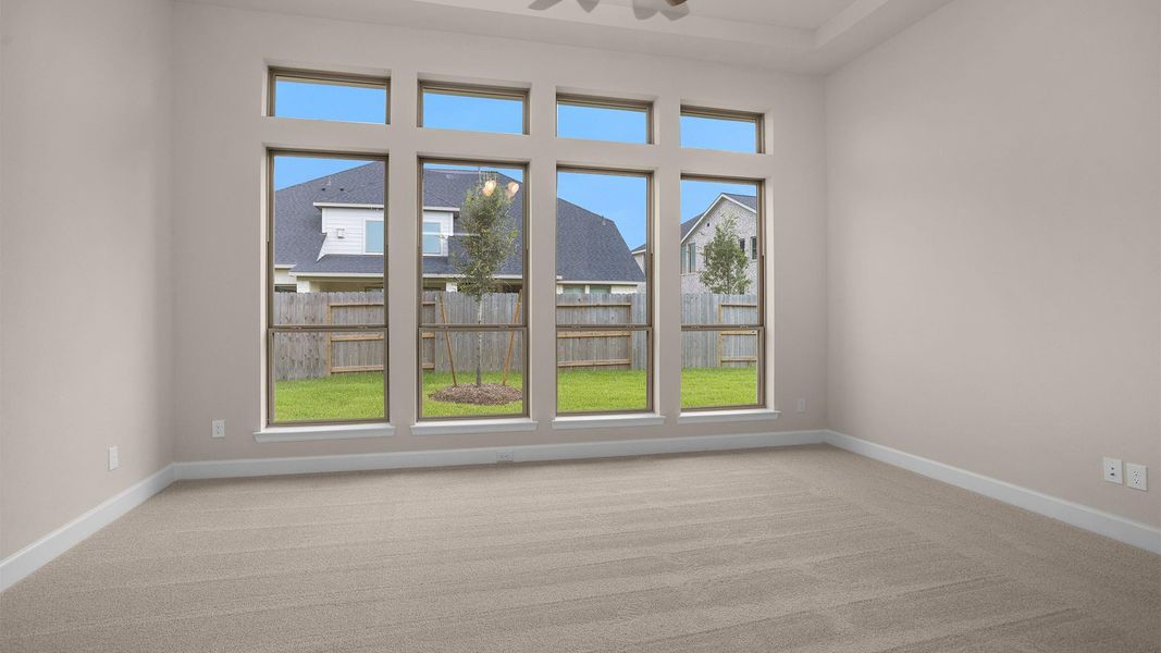 Spacious, unfurnished interior of a new home in Katy Court 70', Katy (Image 6).