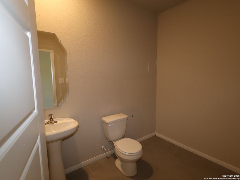 Image 36 of a home in Agave.