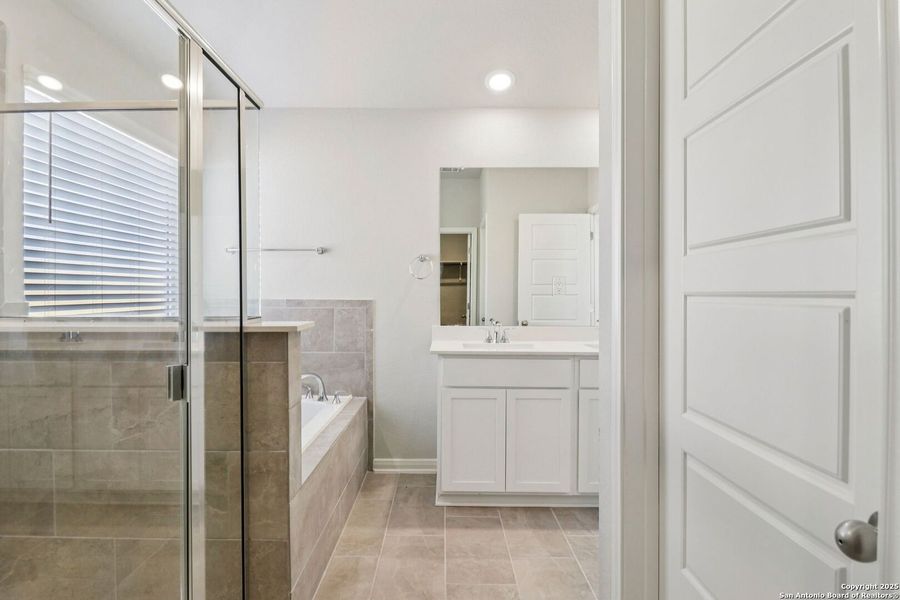 Furnished interior view inside a new home in Estancia Ranch - Premier Series, San Antonio (Image 13).