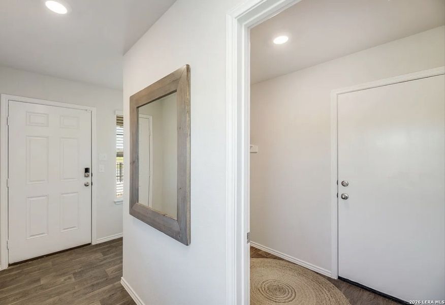 Spacious, unfurnished interior of a new home in , Converse (Image 17).